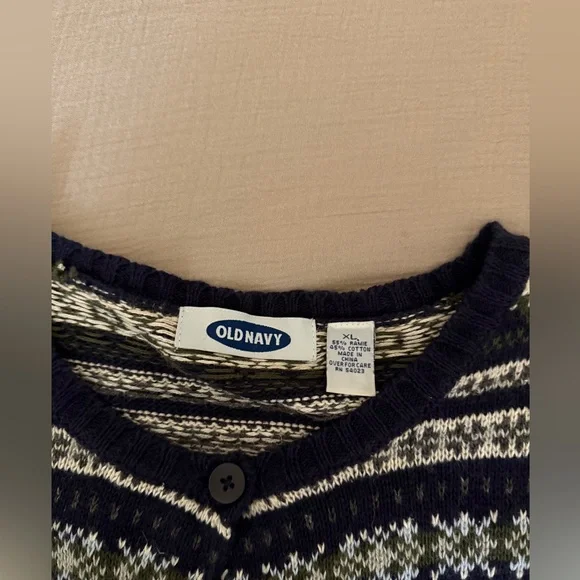 Old Navy Navy and Cream Patterned Cardigan - Picture 2 of 3